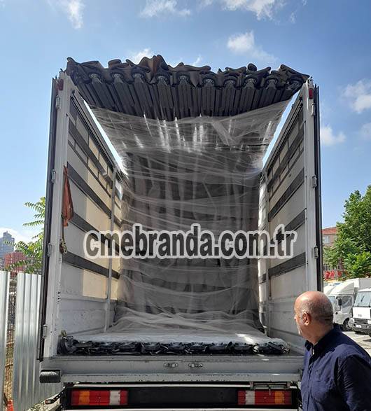 yurt içine küçük ölçülerde ise hazır ve bitmiş teslim edilir.